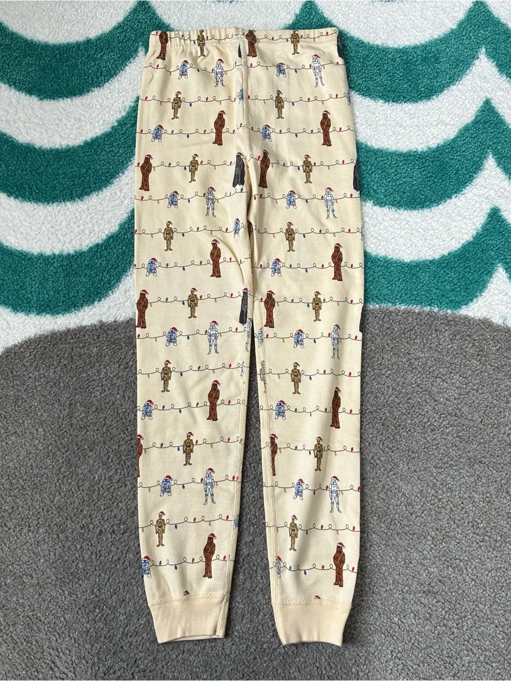 Hanna Andersson x Star Wars Christmas Pajamas (Cream/Multi) Size 8